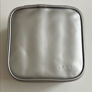 NWOT MONAT Limited Edition Purple Sleep-in-Rollers set of 8 in Silver Zip Case